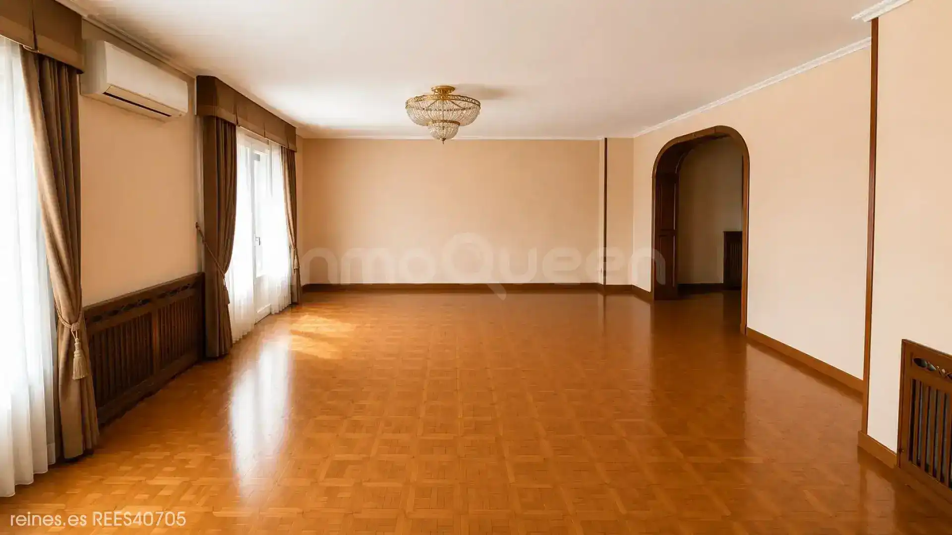 Sala d'estar de Pis en venda en Zaragoza amb Calefacció i Terrassa