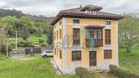 Exterior view of House or chalet for sale in Llanes  with Heating, Private garden and Parquet flooring