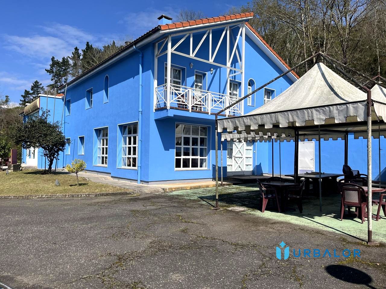 Vista exterior de Casa o chalet en venta en Cangas de Onís con Aire acondicionado, Calefacción y Jardín privado