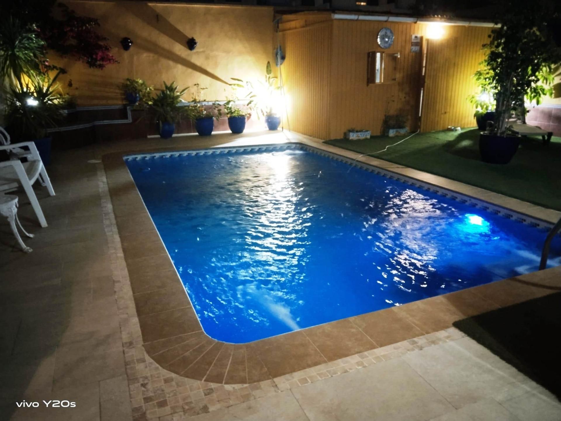 Piscina de Casa o xalet en venda en Bormujos amb Aire condicionat, Jardí privat i Terrassa