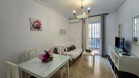 Photo 2 of Flat to rent in Claudio Guerín, El Plantinar – Avda. La Paz - El Juncal,  Sevilla Capital