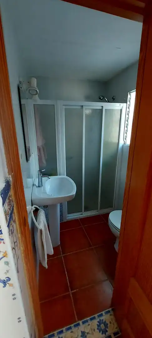 Baño de Casa o chalet en venta en Isla Cristina con Amueblado, Lavadora y Microondas