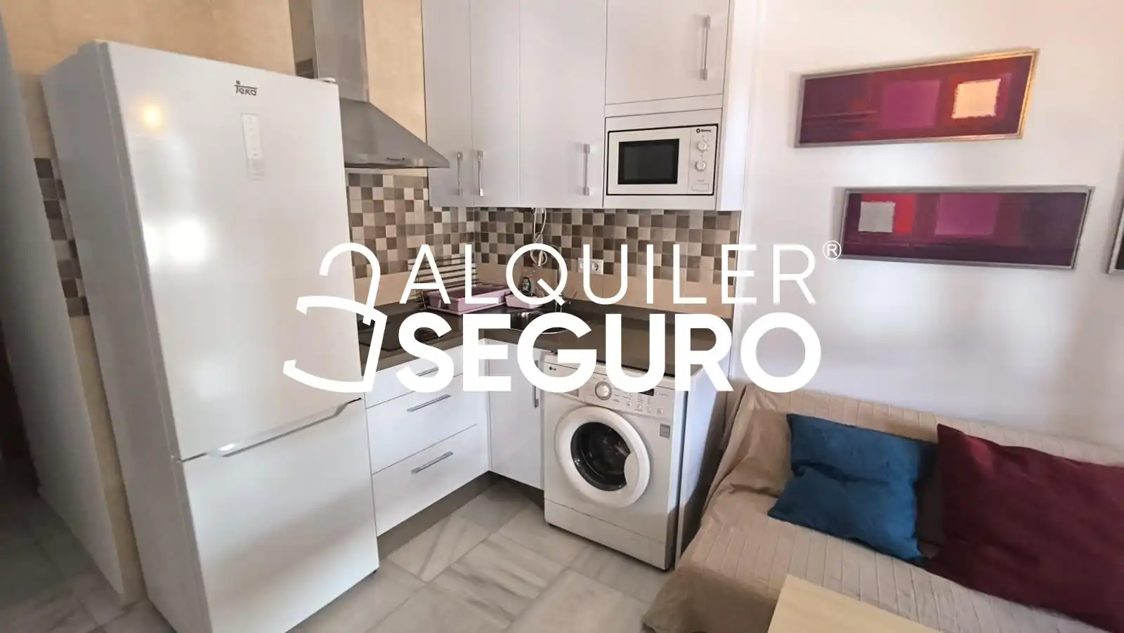 Kitchen of Flat for rent in Sevilla  with Air Conditioner and Furnished