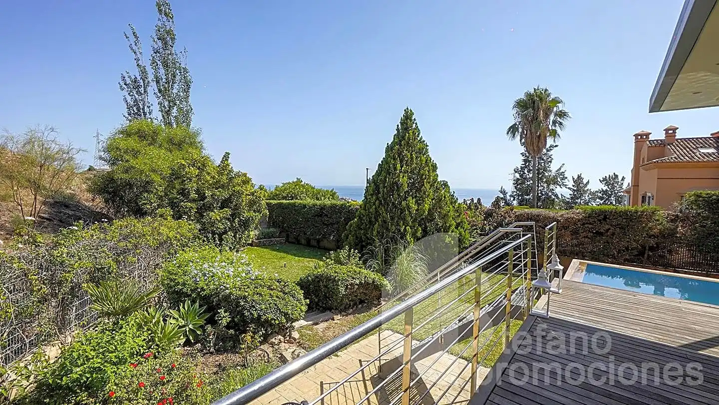 Jardín de Casa o chalet en venta en Málaga con Aire acondicionado, Calefacción y Jardín privado