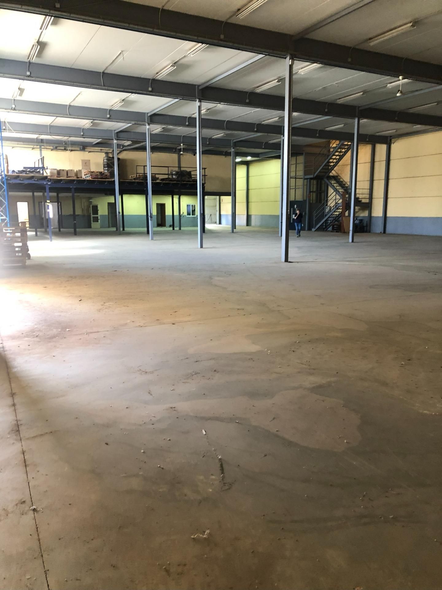 Nave industrial de alquiler en Moncada