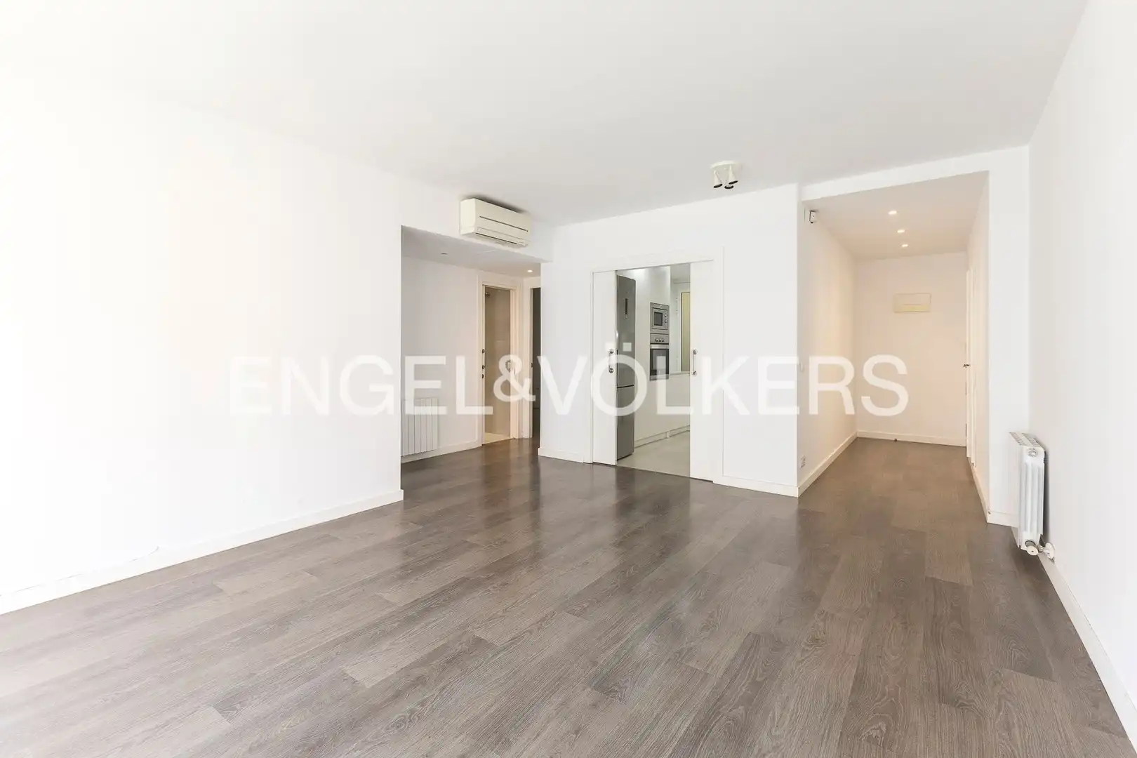 Sala de estar de Piso en venta en Barcelona con Aire acondicionado, Calefacción y Parquet