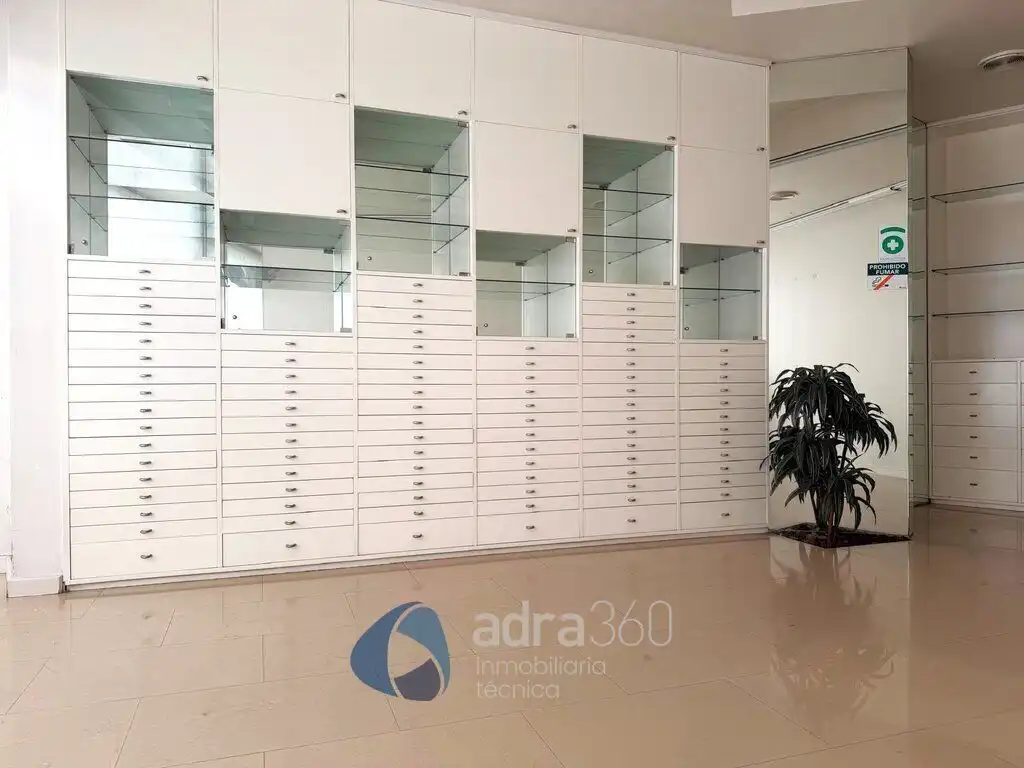 Local en venda en  Logroño amb Aire condicionat
