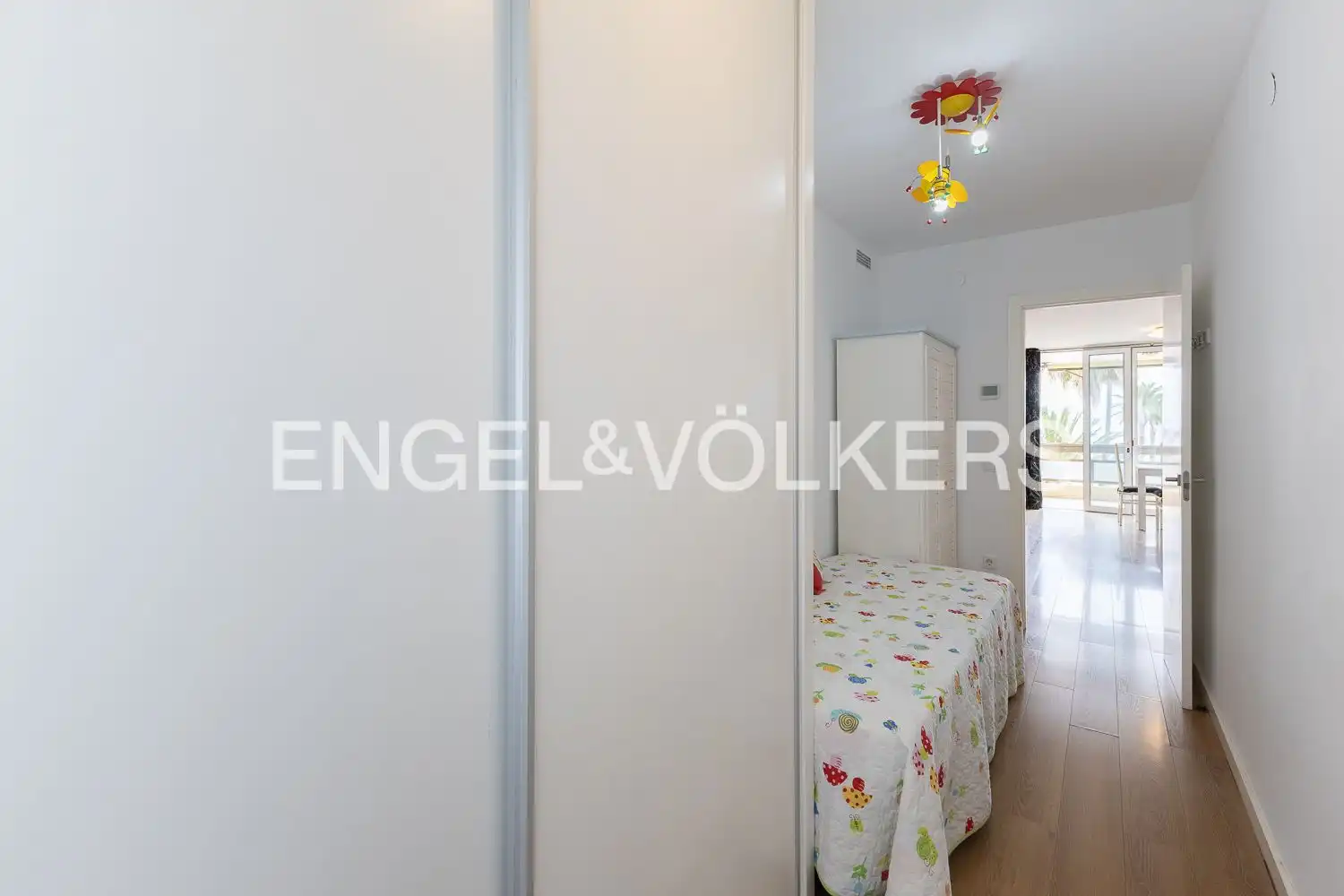 Piso con terraza en alquiler en Avinguda Neptuno, imagen 19
