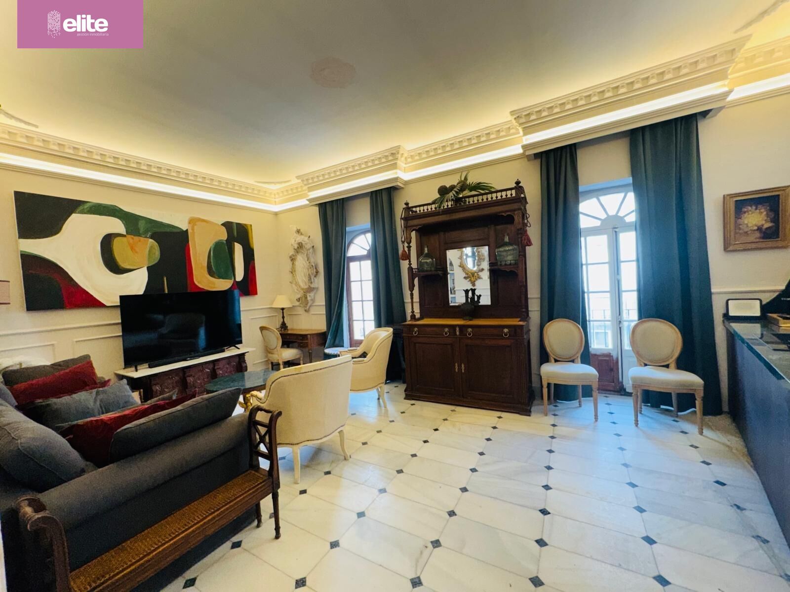 Living room of Flat for sale in Jerez de la Frontera  with Air Conditioner, Terrace and Furnished