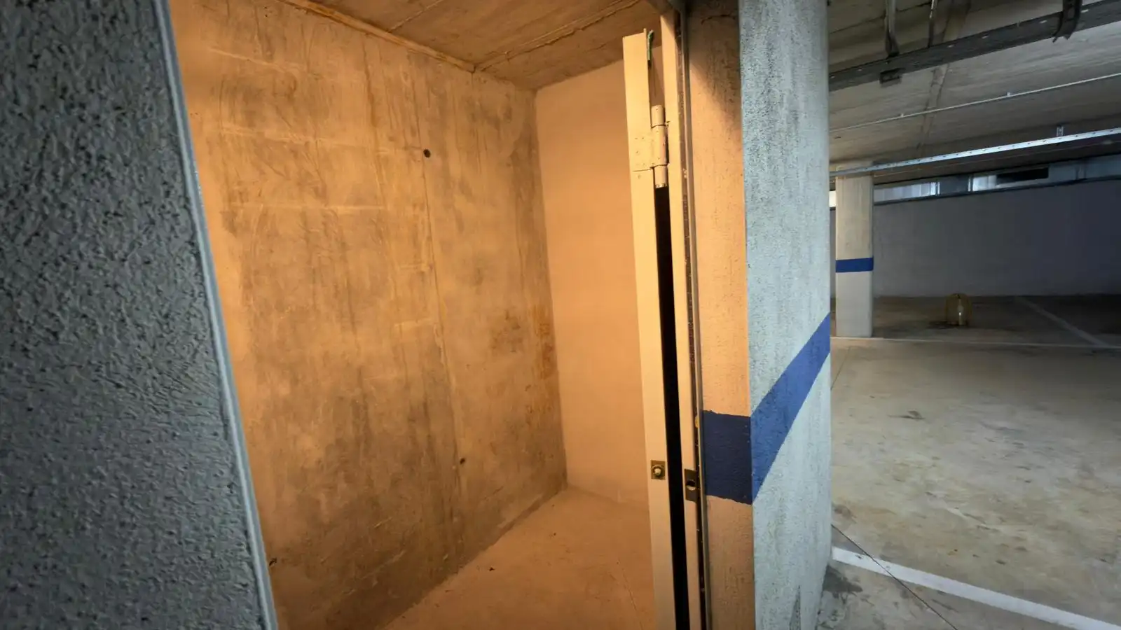 Parking de Garaje en venta en Cornellà de Llobregat