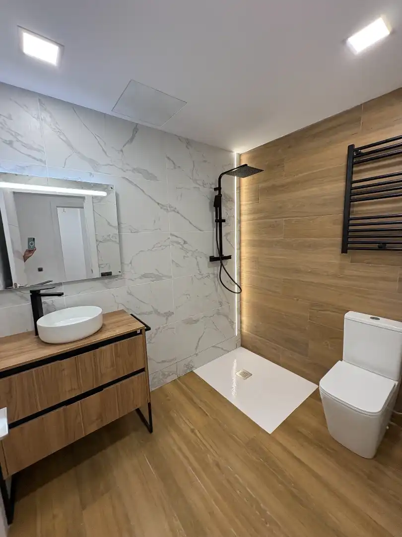 Baño de Planta baja en venta en Vilanova i la Geltrú con Horno y Microondas
