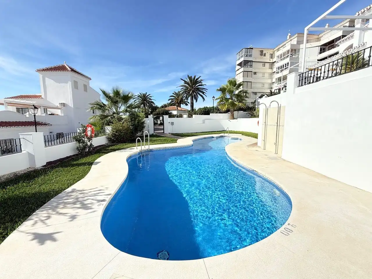 Schwimmbecken von Maisonette zum Verkauf in Torrox mit Gemeinschaftspool