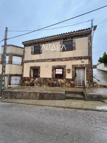 Casa-chalet en Venta en Calvario en Horcajo de Santiago