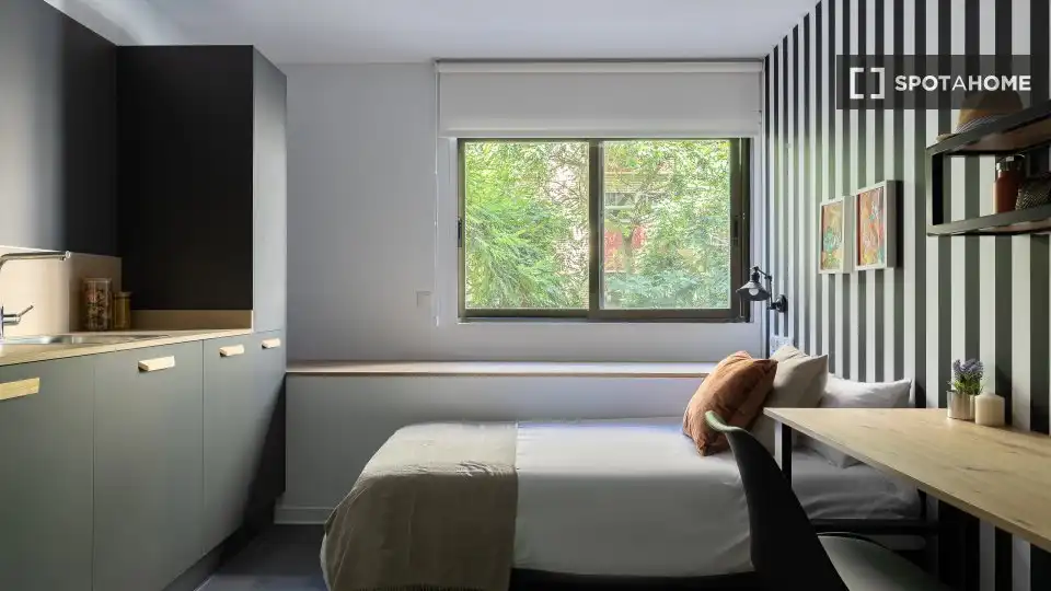 Appartement à louer à Algirós, imagen 2