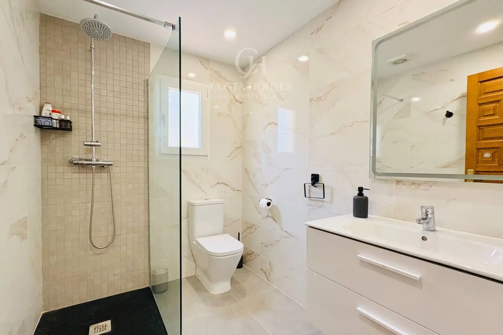 Baño de Casa o chalet en venta en Benissa con Aire acondicionado, Calefacción y Jardín privado