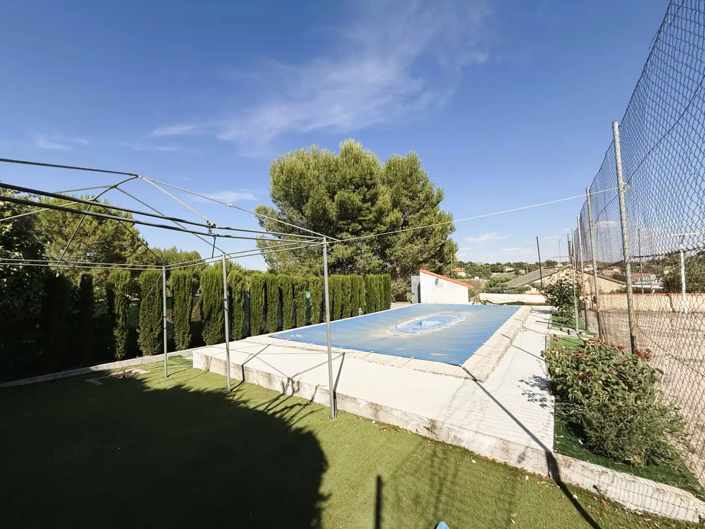 Piscina de Casa o xalet en venda en Colmenar de Oreja amb Aire condicionat, Calefacció i Jardí privat