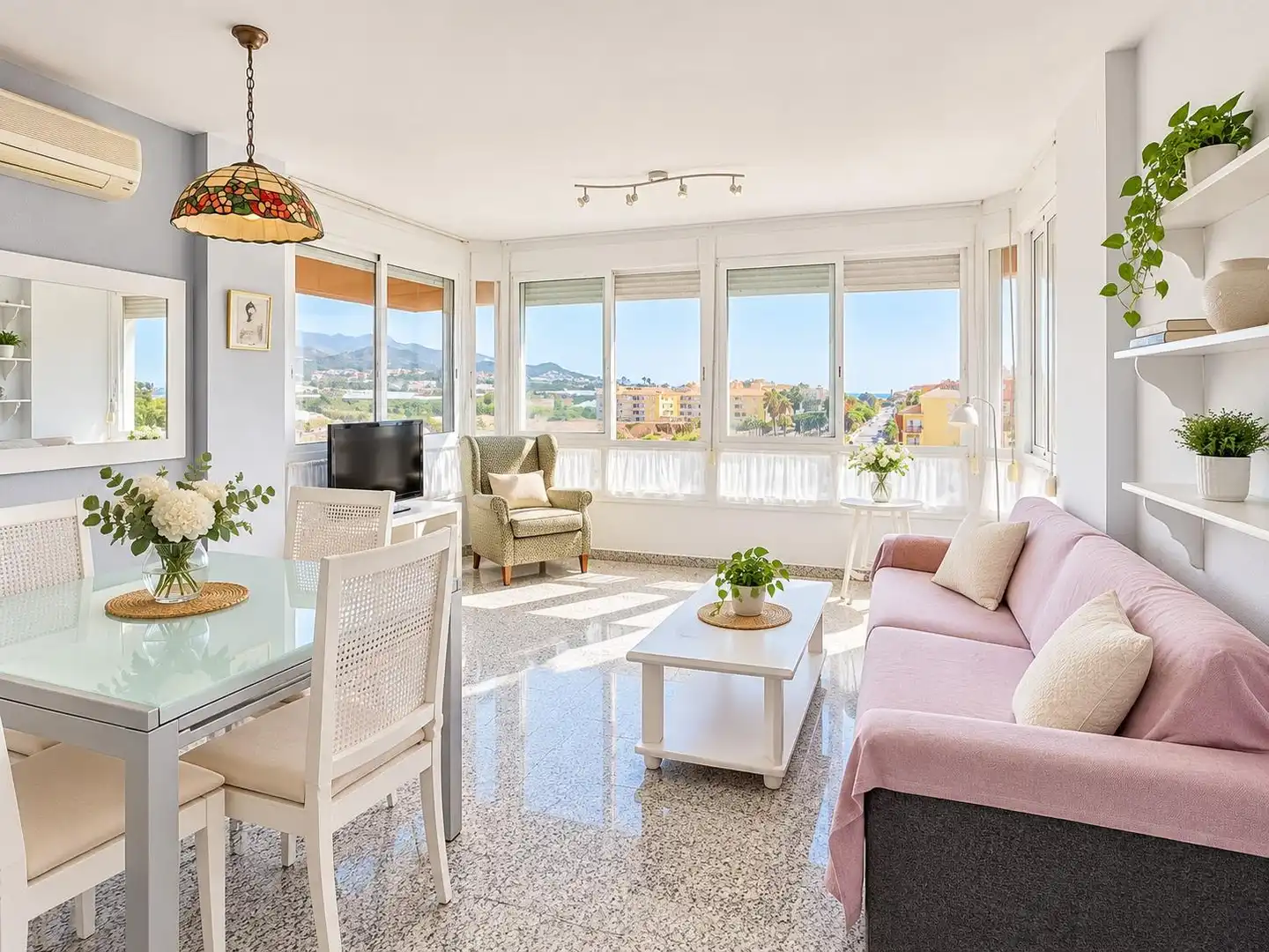 Sala de estar de Ático en venta en Laguna Beach