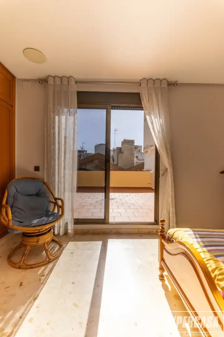 Terrassa de Casa o xalet en venda en Alaquàs amb Aire condicionat, Terrassa i Piscina