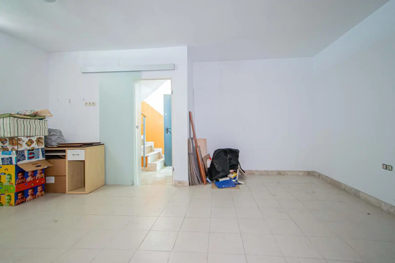 Detached homes for sale in Sevilla  with Air Conditioner, Heating and Private garden