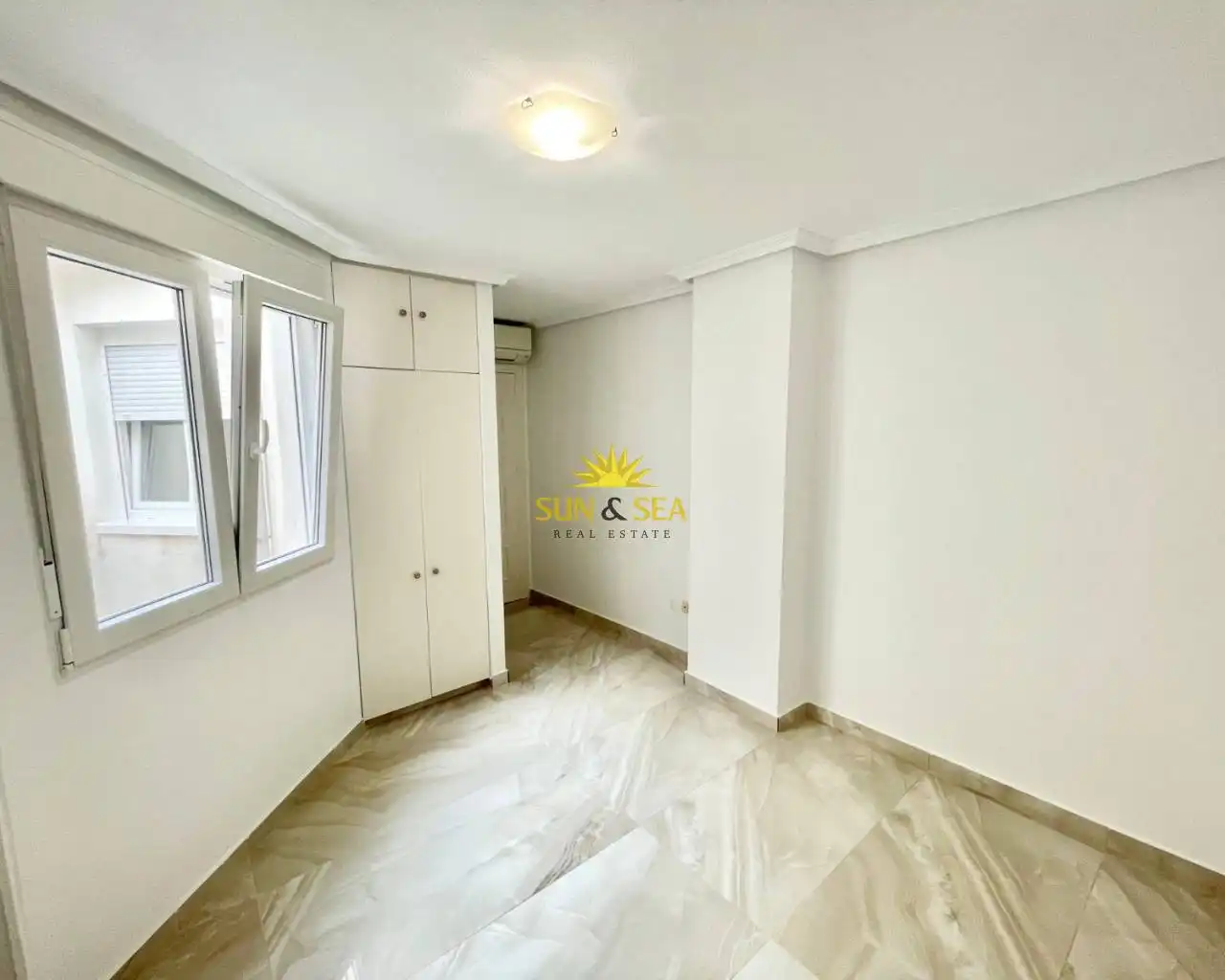 Penthouse with terrace for sale in Centro, imagen 11