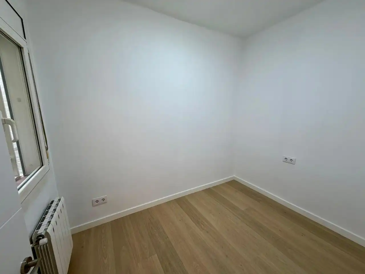 Habitación de Piso en venta en Montcada i Reixac con Calefacción, Parquet y Terraza