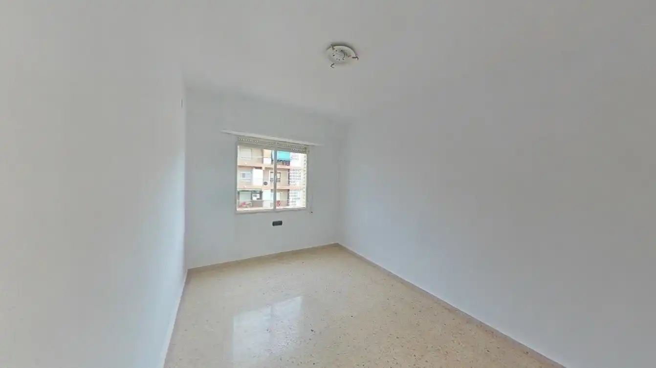 Piso con ascensor en venta en C/ General Llorens, imagen 12