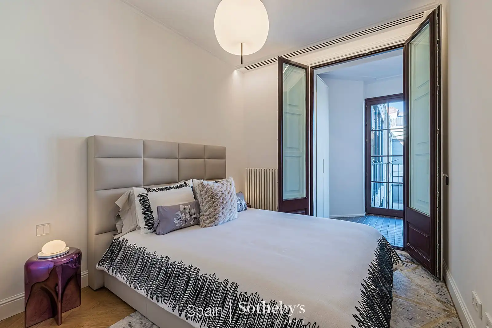 Schlafzimmer von Wohnungen zum Verkauf in Barcelona mit Klimaanlage, Heizung und Abstellraum