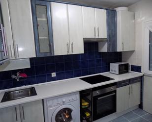 Kitchen of Flat to rent in Gijón 