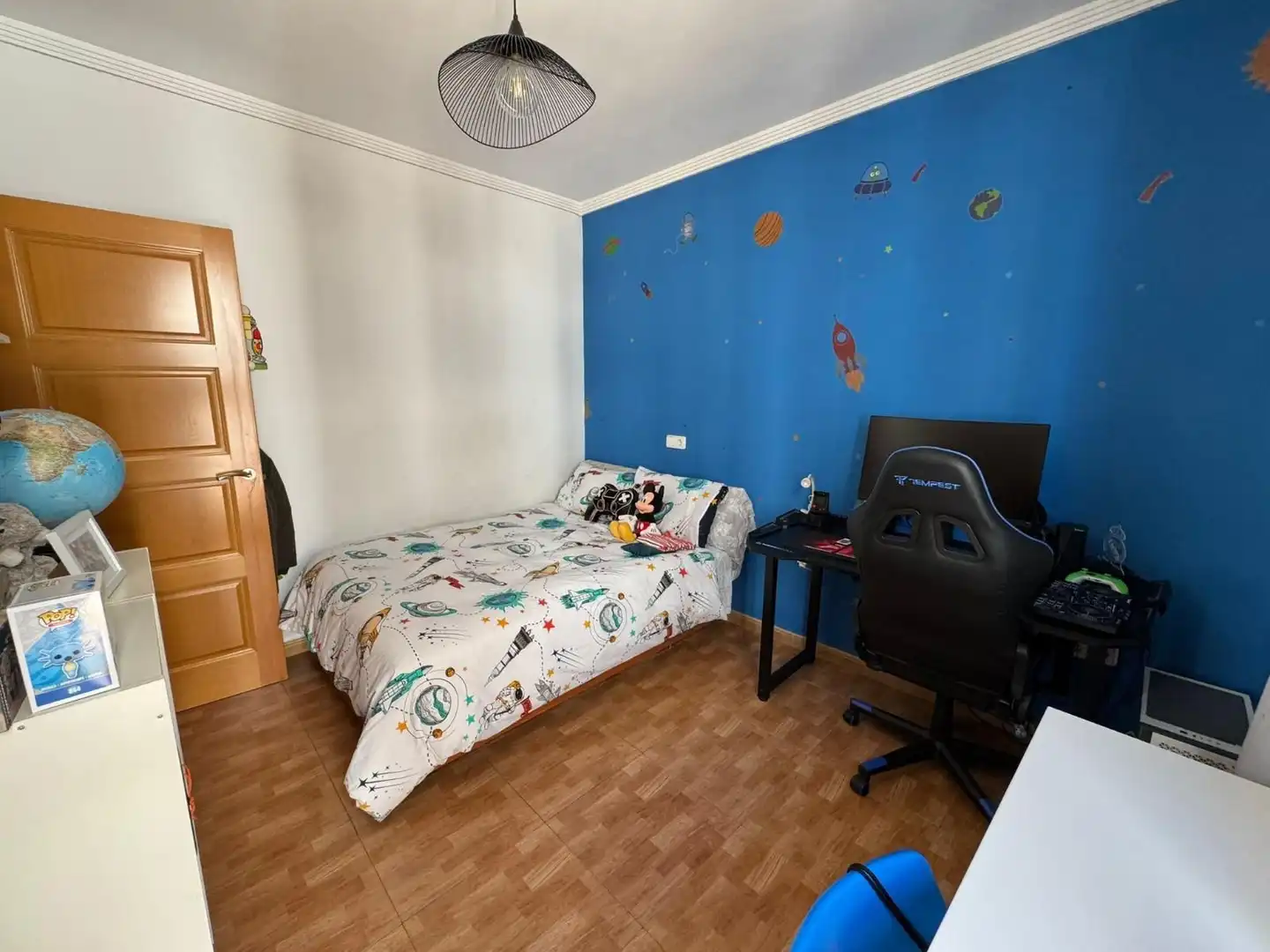 Schlafzimmer von Einfamilien-Reihenhaus zum Verkauf in Fuengirola mit Klimaanlage, Terrasse und Möbliert