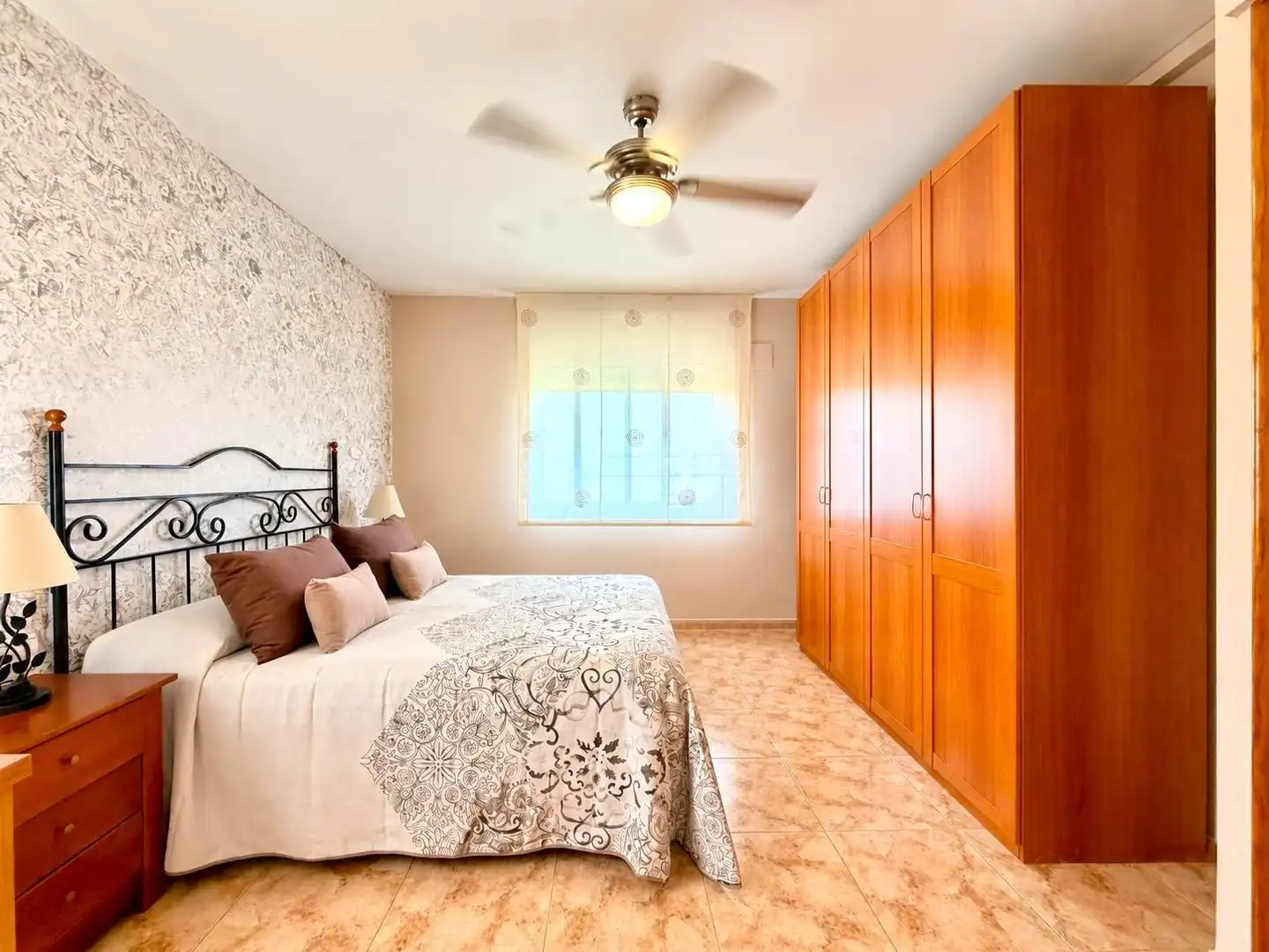 Maison avec terrasse à vendre à Carrer Carrer Penedès, imagen 30