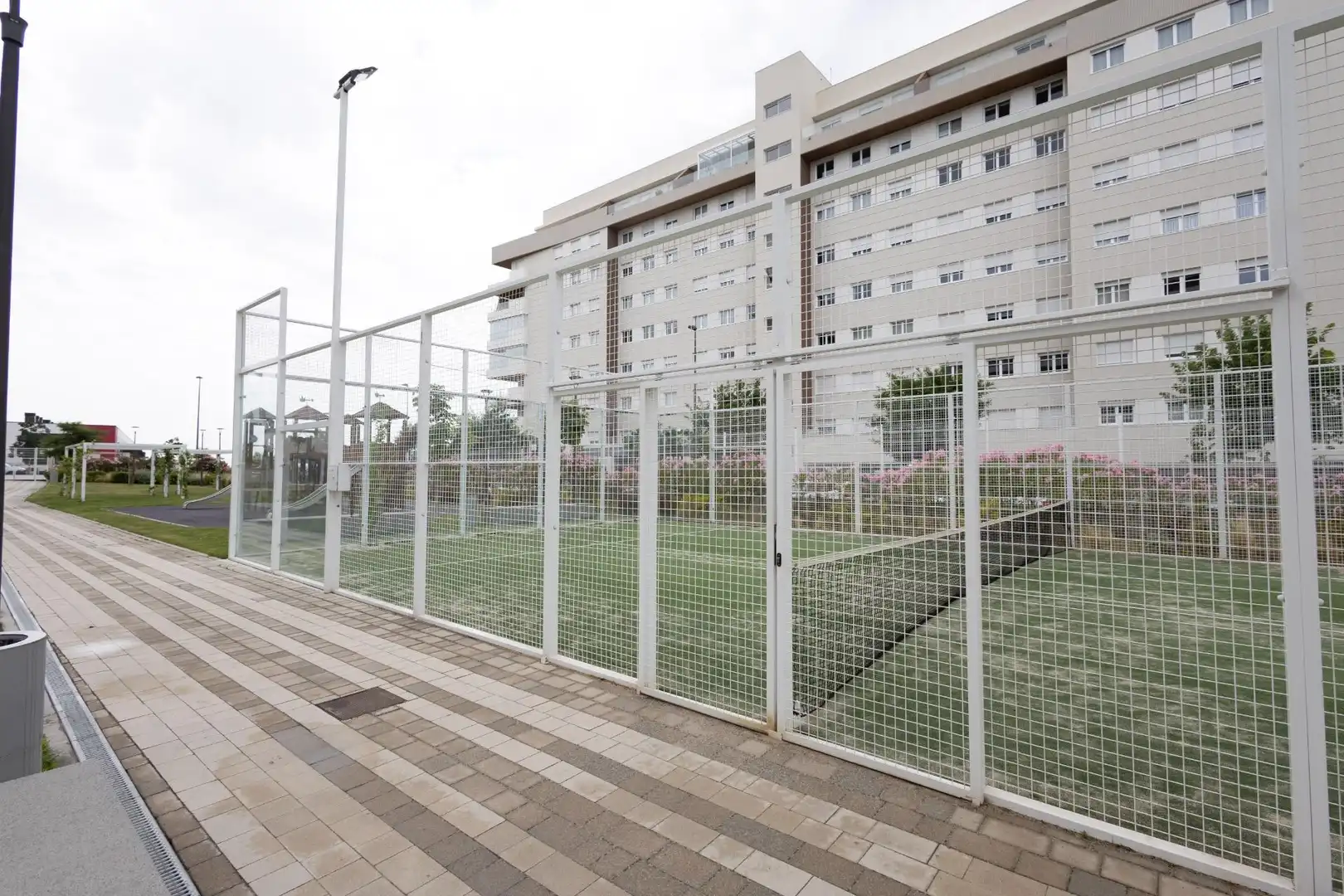 Vista exterior de Àtic en venda en Tres Cantos amb Aire condicionat, Calefacció i Terrassa