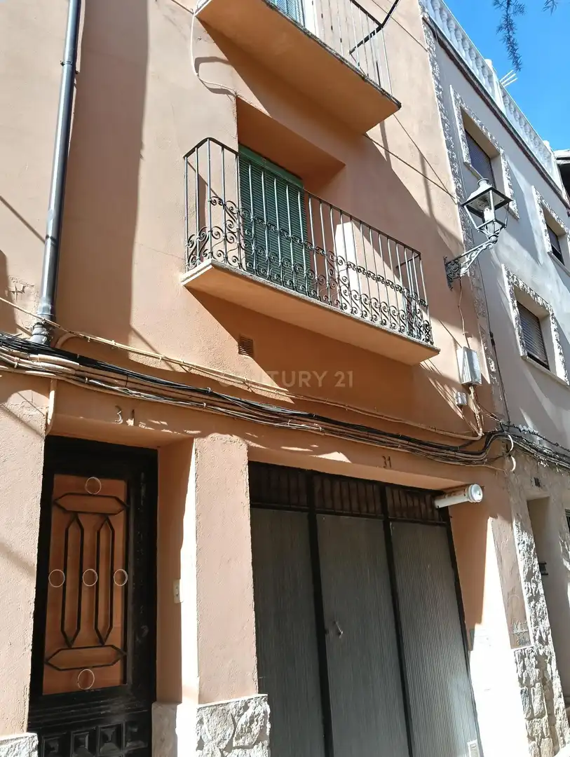 Exterior view of Houses for sale in Ademuz  with Storage room and Balcony