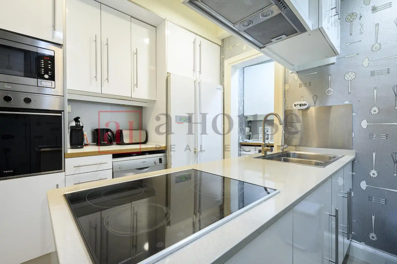 Piso con balcón en venta en Avenida de Josep Tarradellas, imagen 11