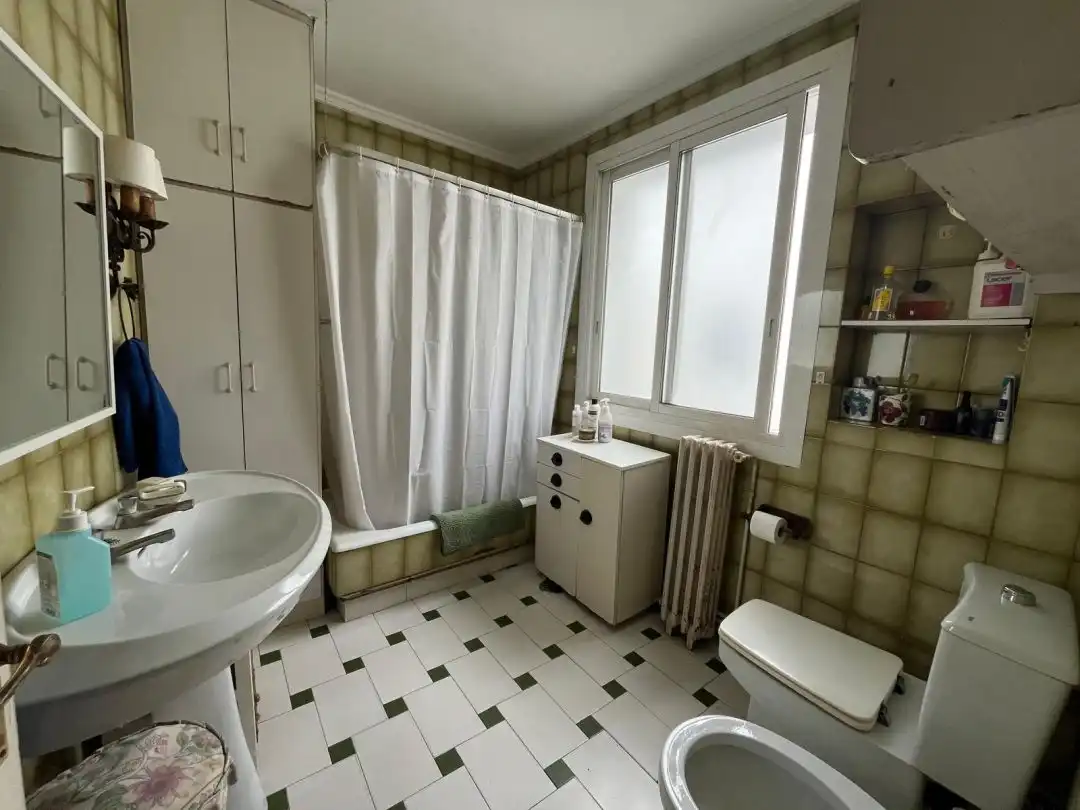 Baño de Piso en venta en Santander con Calefacción