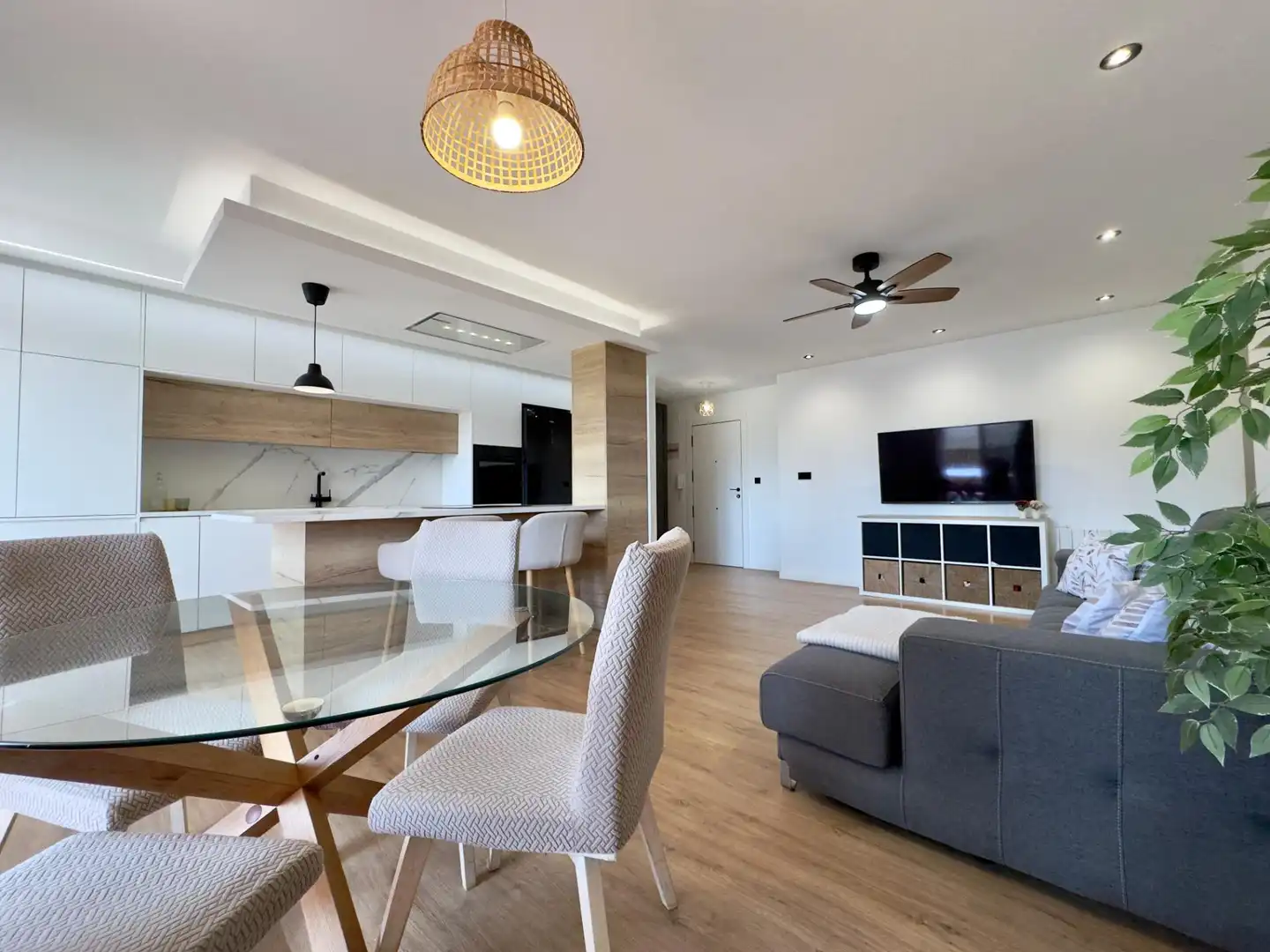 Sala d'estar de Pis en venda en Aspe amb Calefacció, Jardí privat i Terrassa