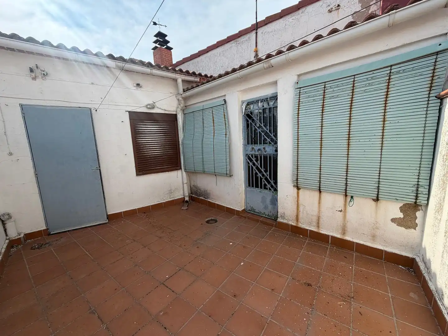 Vista exterior de Finca rústica en venda en Torrecilla de la Orden amb Calefacció, Terrassa i Traster