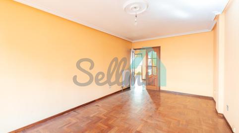 Photo 4 of Flat for sale in Ramón Alonso Riesgo, Sama, Langreo