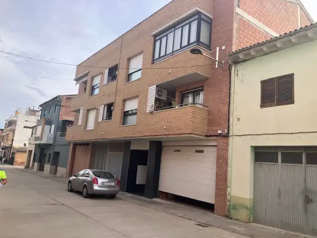 Vista exterior de Apartament en venda en Torrente de Cinca amb Moblat