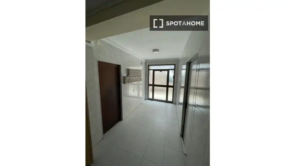 Wohnung zur untervermieten in Sagunto / Sagunt mit Klimaanlage und Terrasse