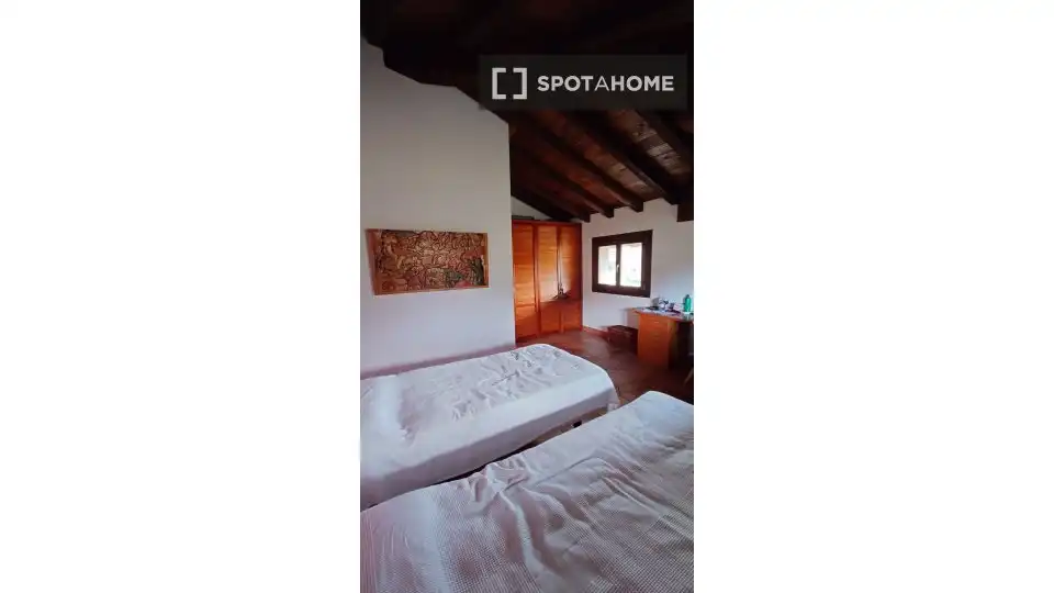 Room in Urnieta