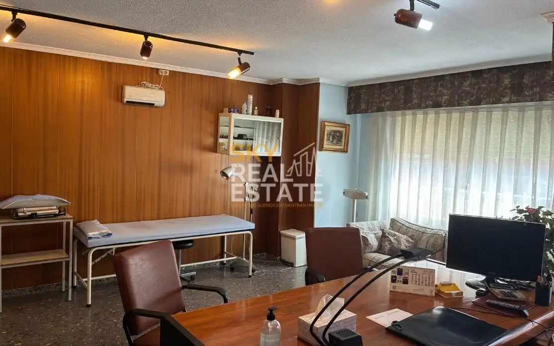 Flat for sale in Silla  with Air Conditioner and Balcony