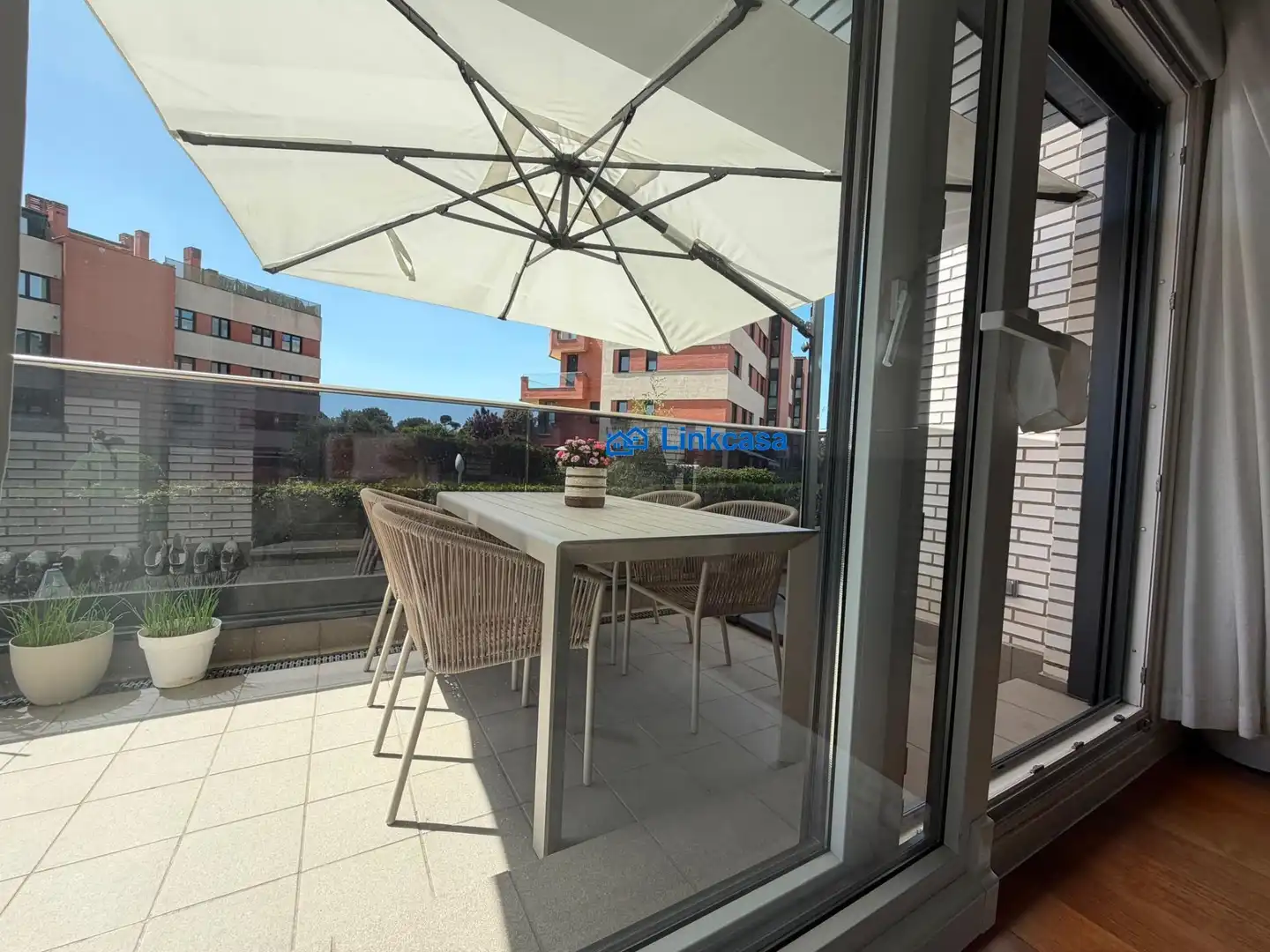 Terrassa de Pis de lloguer en Pozuelo de Alarcón amb Aire condicionat, Calefacció i Jardí privat