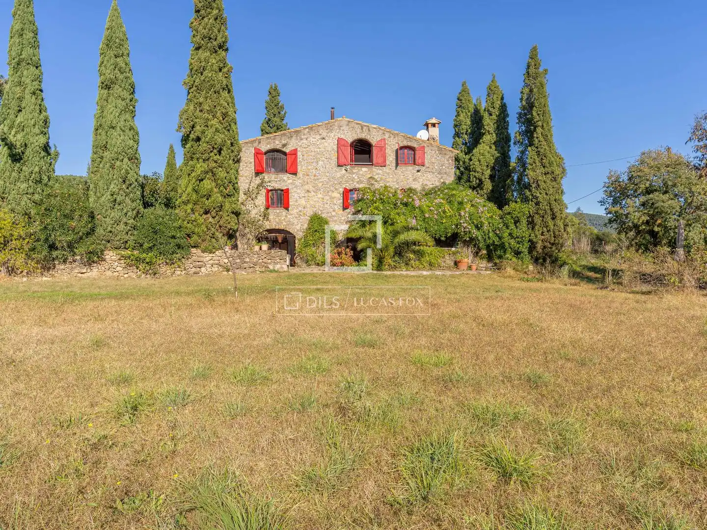 Vista exterior de Finca rústica en venda en Maià de Montcal amb Calefacció, Jardí privat i Traster