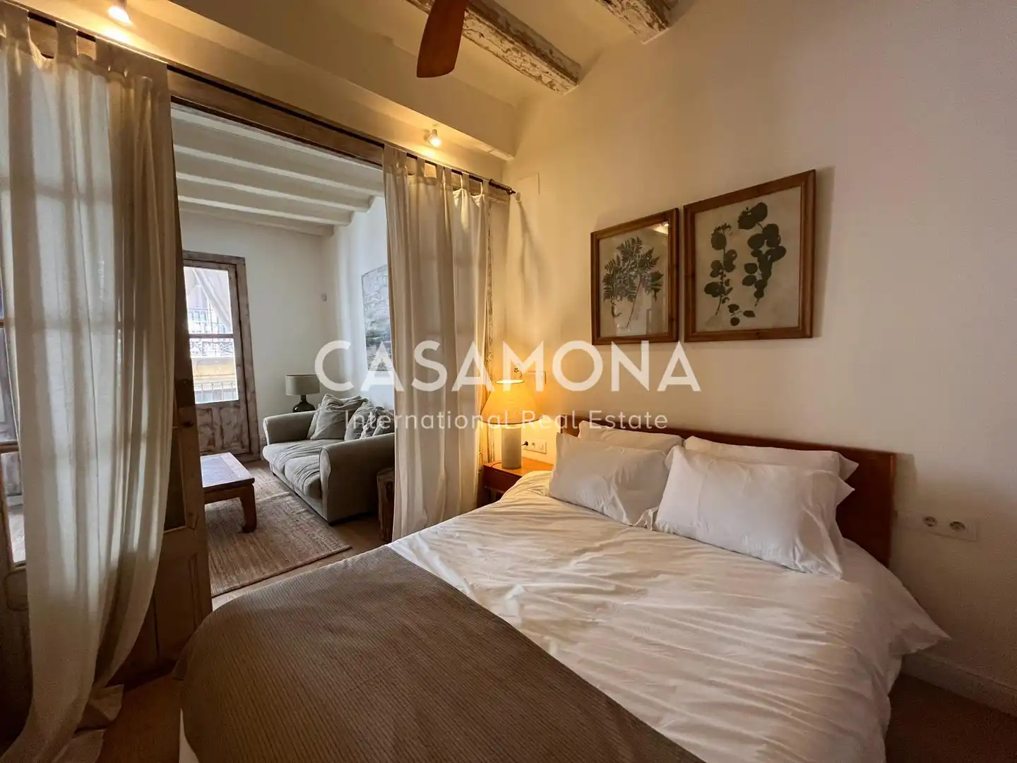 Habitación de Apartamento en venta en Barcelona con Aire acondicionado, Calefacción y Balcón