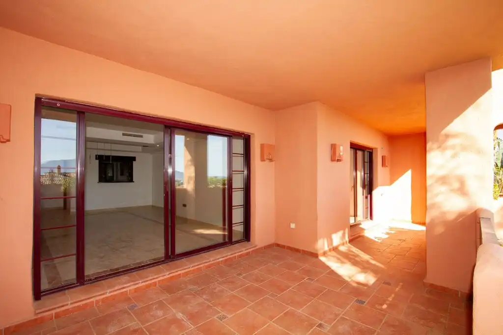 Bajo con piscina en venta en La Mairena, imagen 4