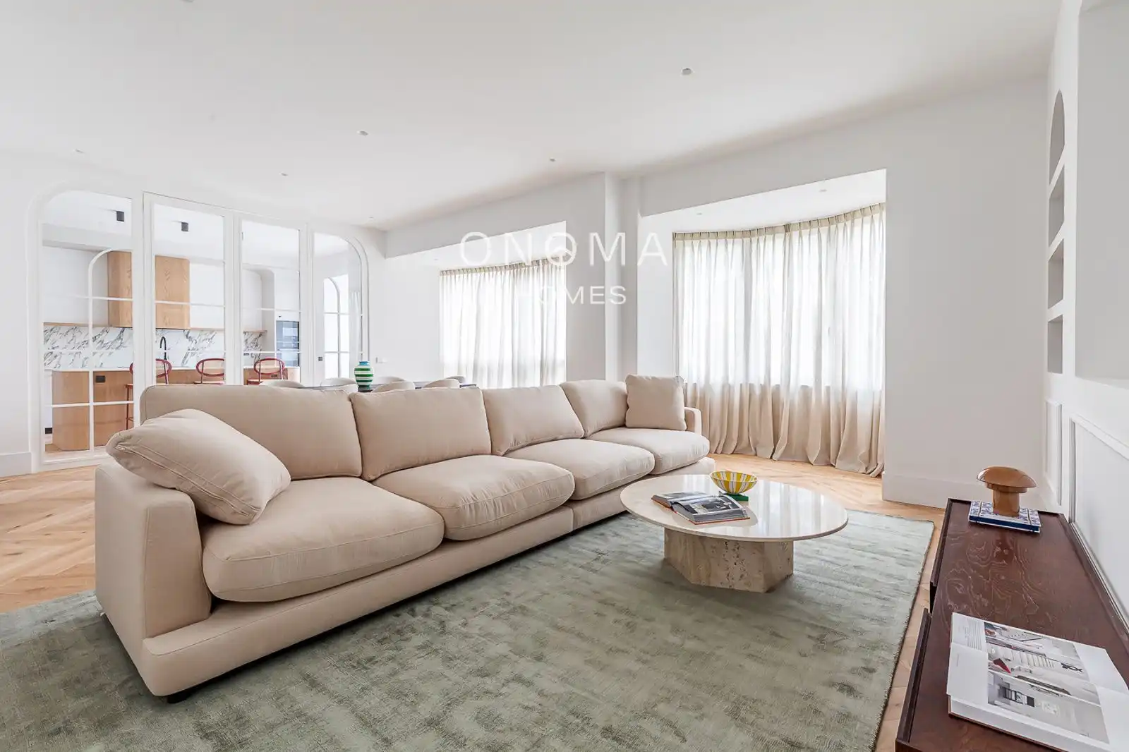 Flat with lift for sale in María de Molina, imagen 2