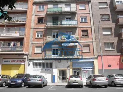 Vista exterior de Pis en venda en  Logroño