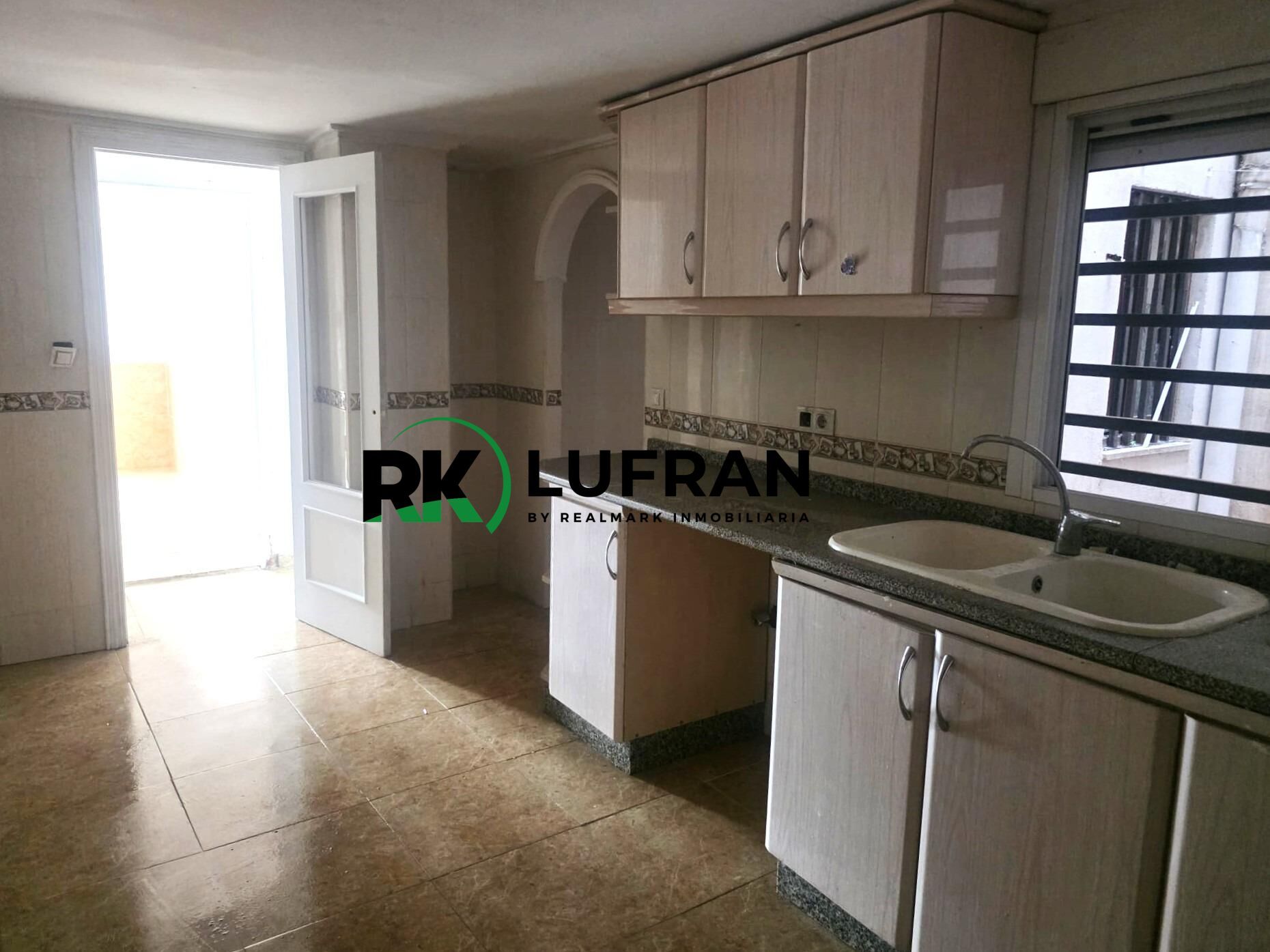 Cocina de Piso en venta en Sax