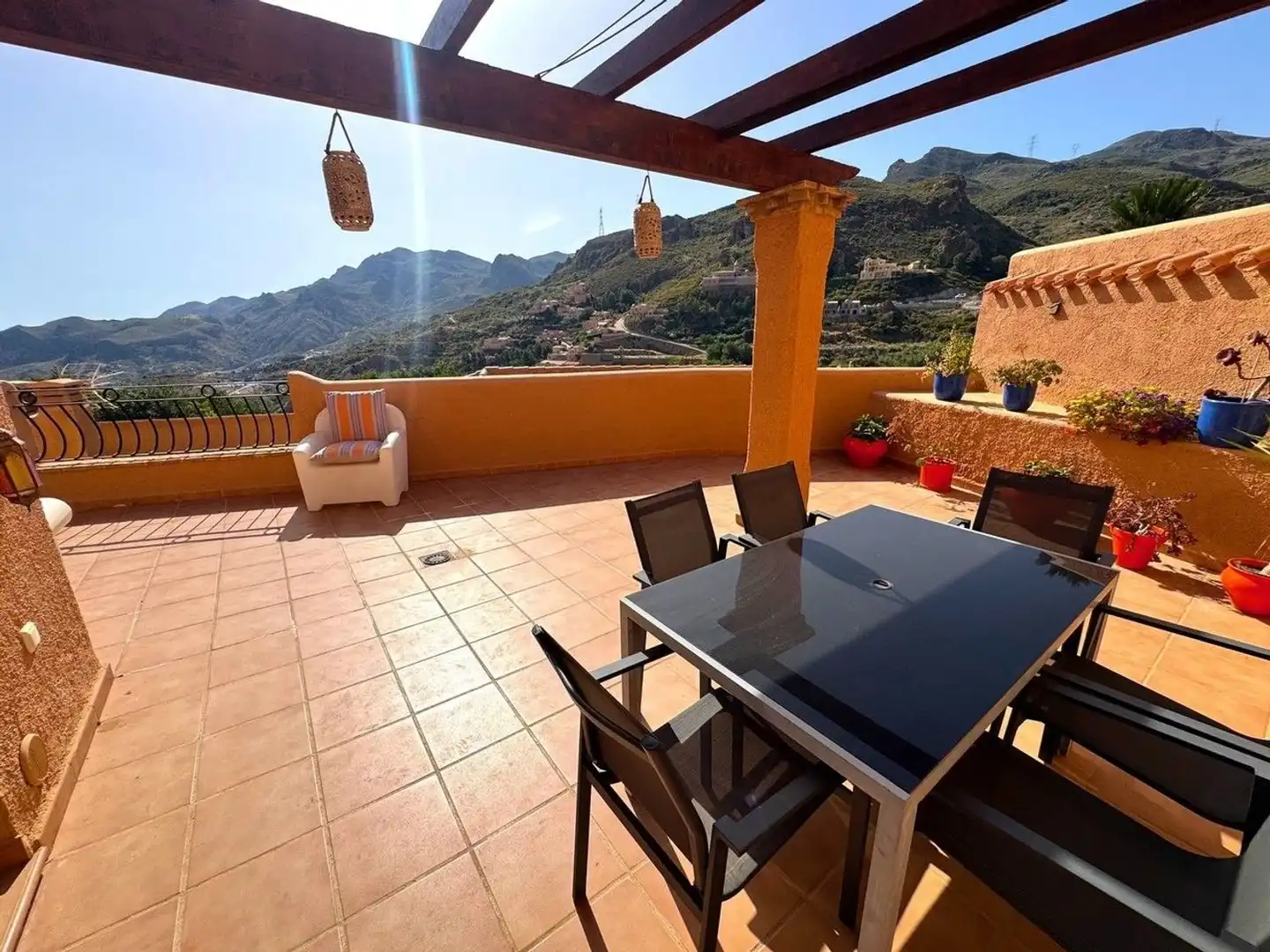Terrasse von Einfamilien-Reihenhaus zum Verkauf in Turre mit Klimaanlage, Heizung und Terrasse