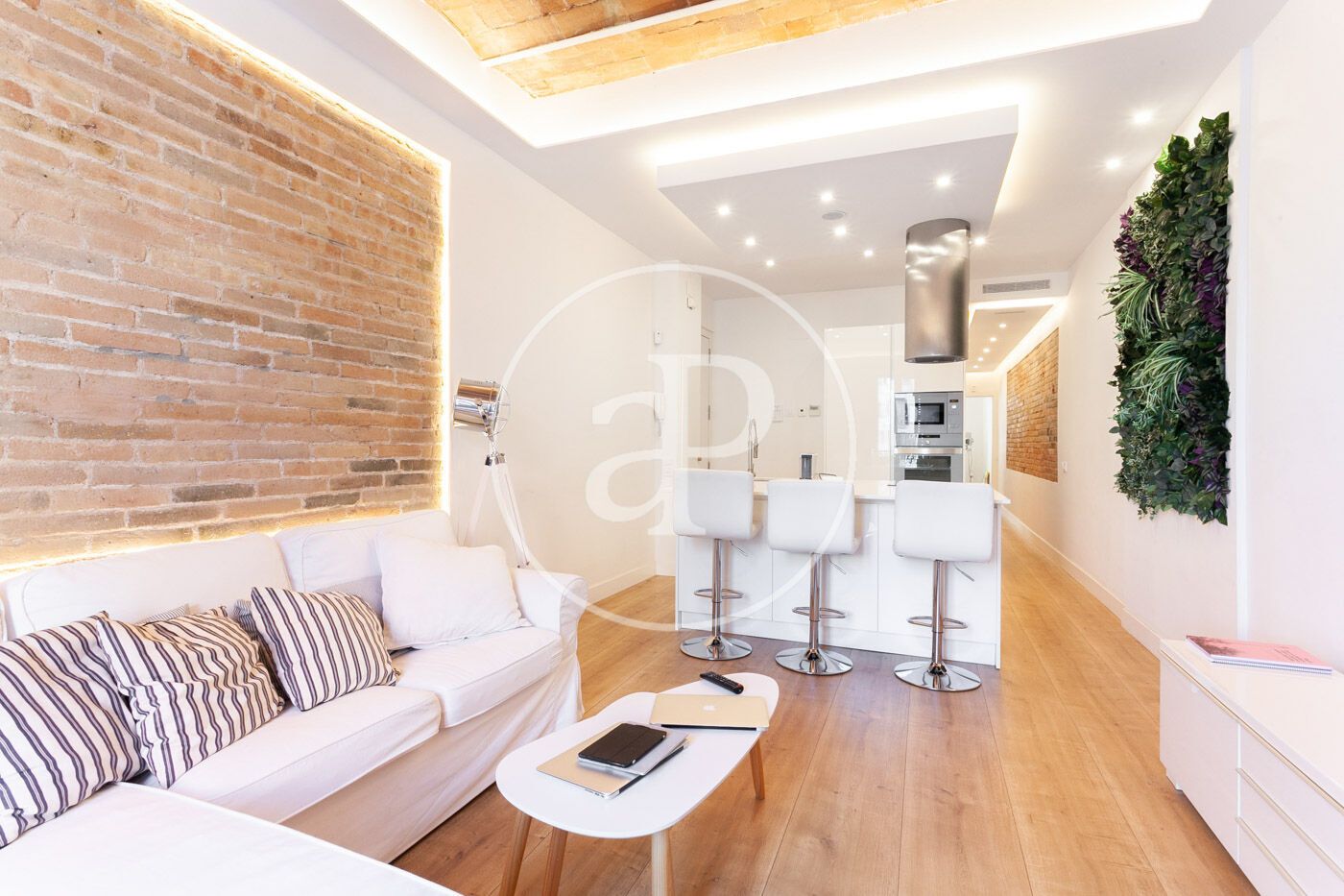 Living room of Flat to rent in  Barcelona Capital  with Air Conditioner, Heating and Furnished